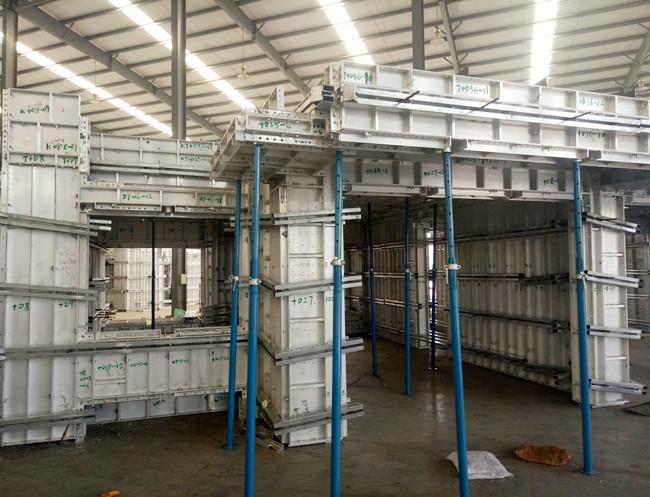 根据江西铝模板租赁施工整体化服务厂家介绍,用铝模板后建筑材料